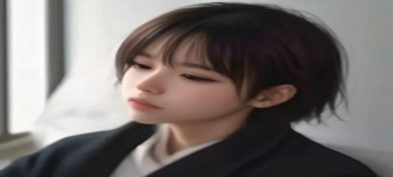 高清秒播尽在平台4K视频播放界面，画面呈现超清晰的电影级色彩还原，无缓冲进度条，橙色UI设计风格专业感十足